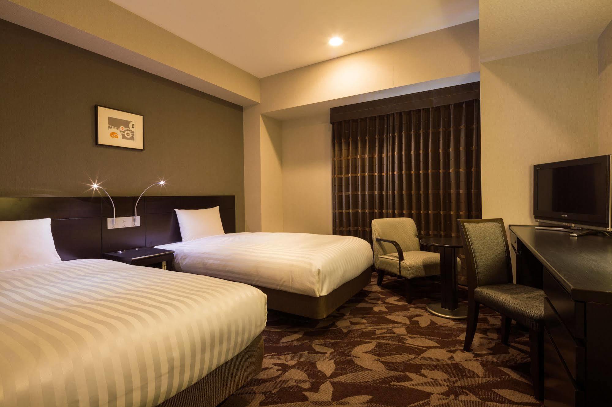 JR-East Hotel Mets Tachikawa Buitenkant foto